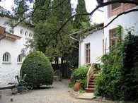 Saving Chekhov’s Yalta ‘White Dacha’ Home
