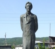 Chekhov statue
