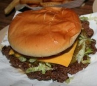 What We Loved This Week: Green Chili Cheeseburgers, Bife de Lomo and More
