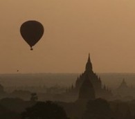 Photo You Must See: Balloons Over Bagan, Myanmar