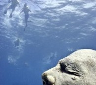 Photo You Must See: Diving at the Underwater Museum